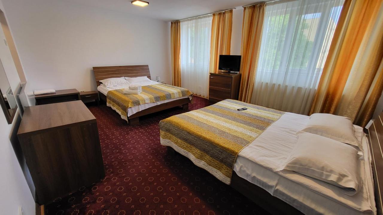 Aparthotel Boutique Global Brașov Exterior foto